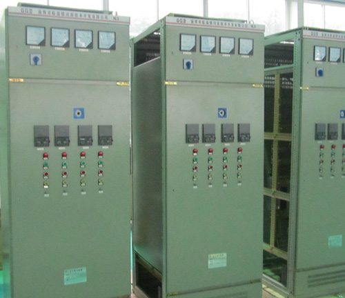 1563787234883508.jpg 变频柜全体.jpg